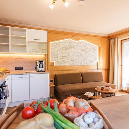 ايشجل Hotel Garni Apart Tina المظهر الخارجي الصورة