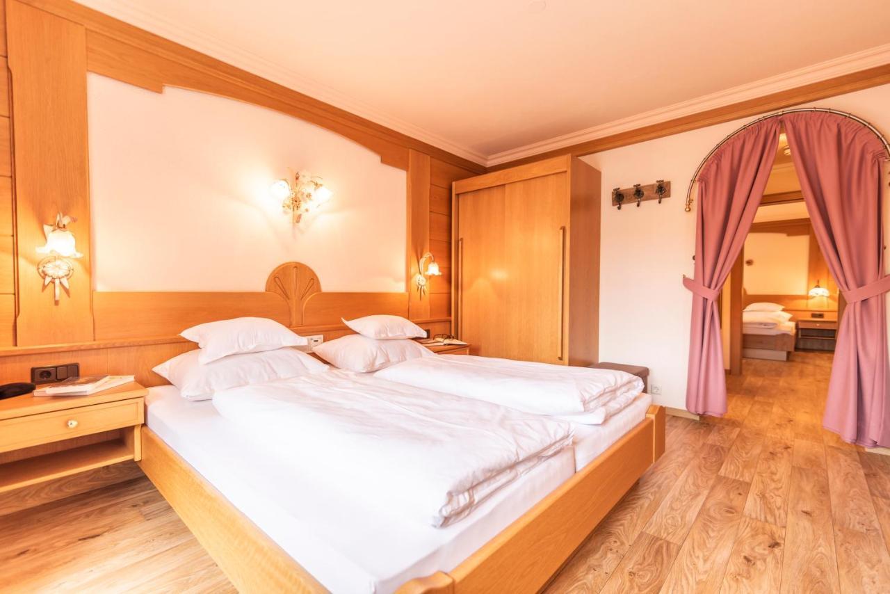 ايشجل Hotel Garni Apart Tina المظهر الخارجي الصورة