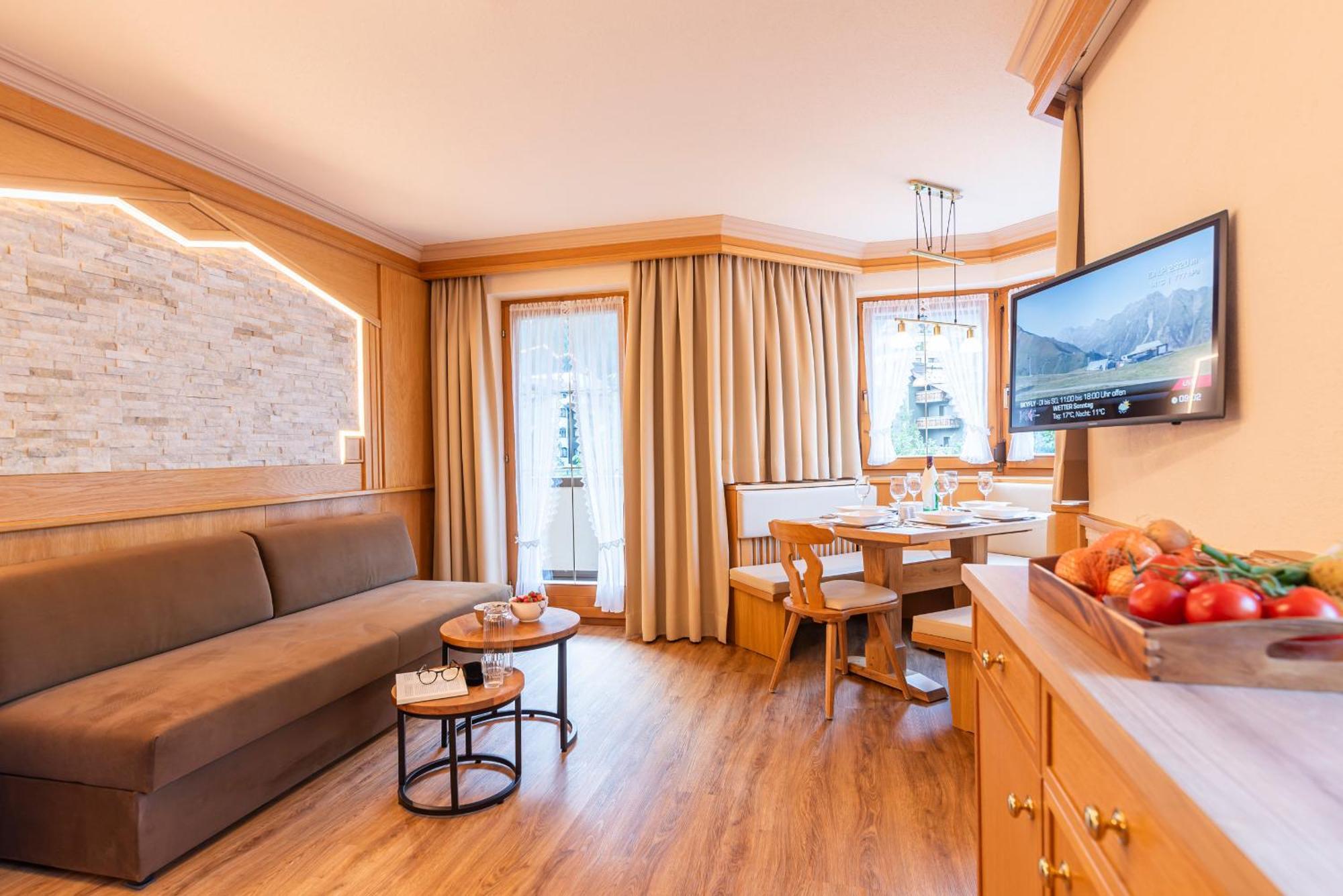ايشجل Hotel Garni Apart Tina المظهر الخارجي الصورة