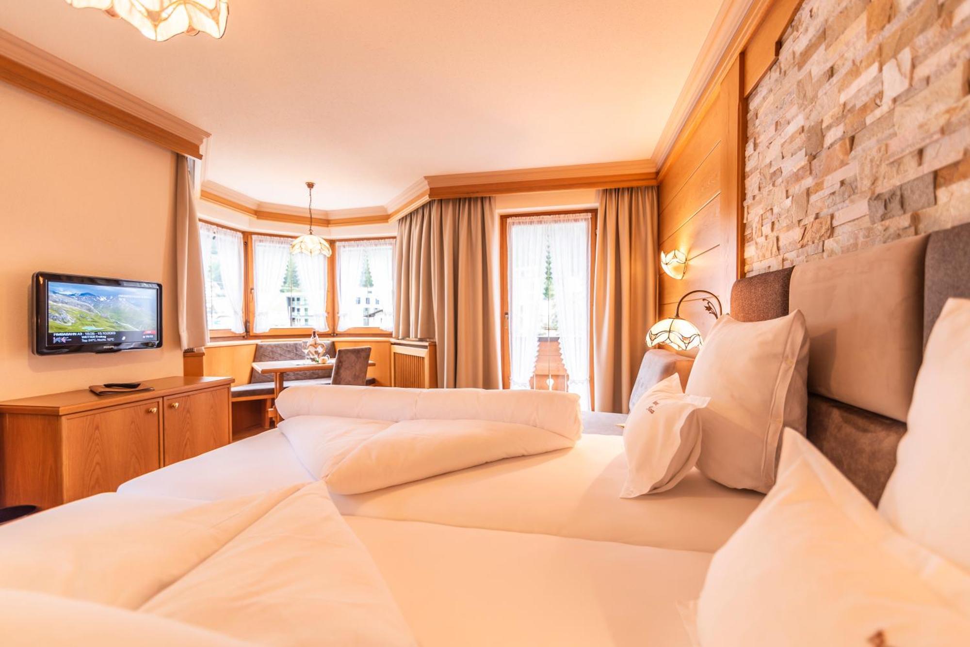 ايشجل Hotel Garni Apart Tina المظهر الخارجي الصورة