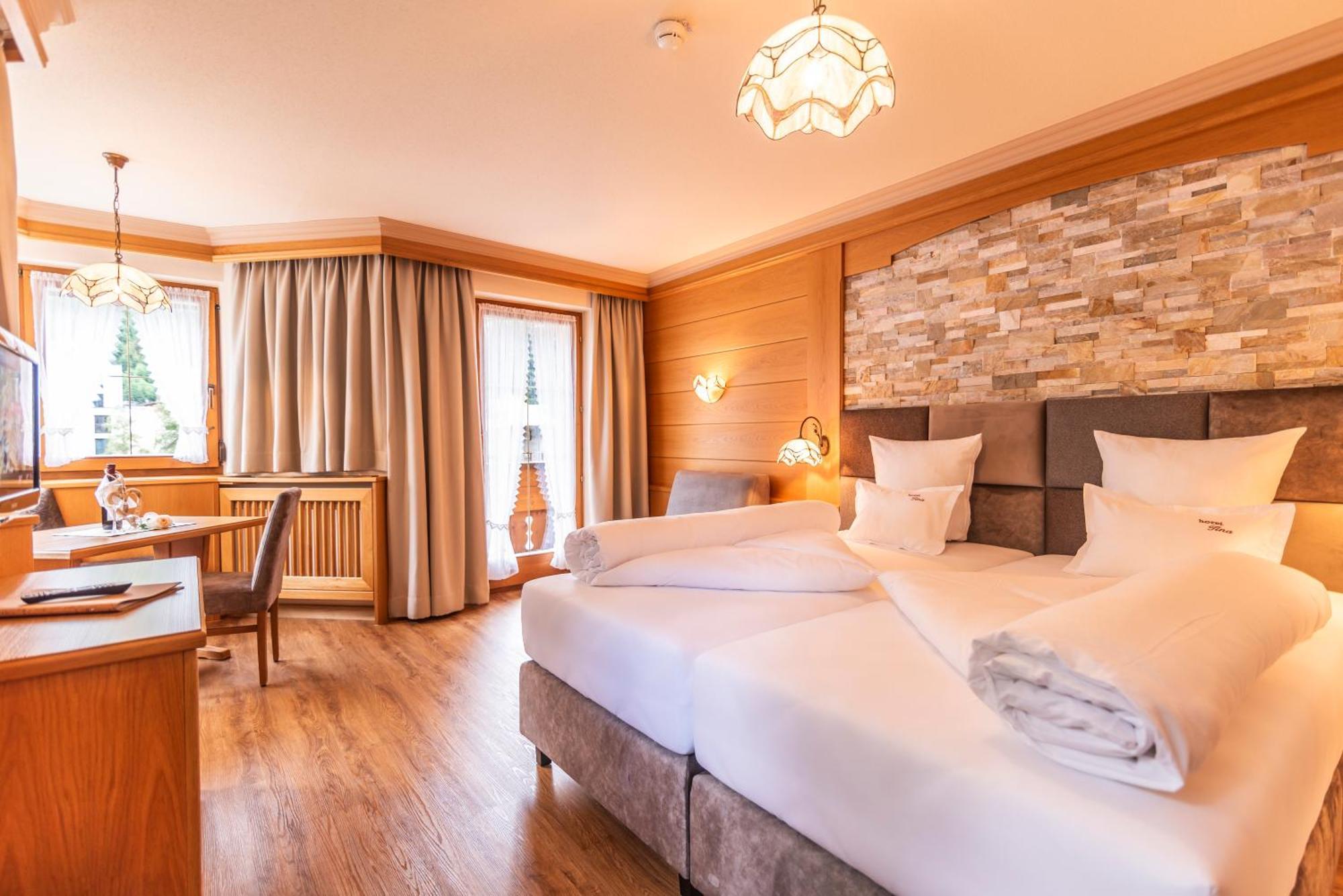 ايشجل Hotel Garni Apart Tina المظهر الخارجي الصورة