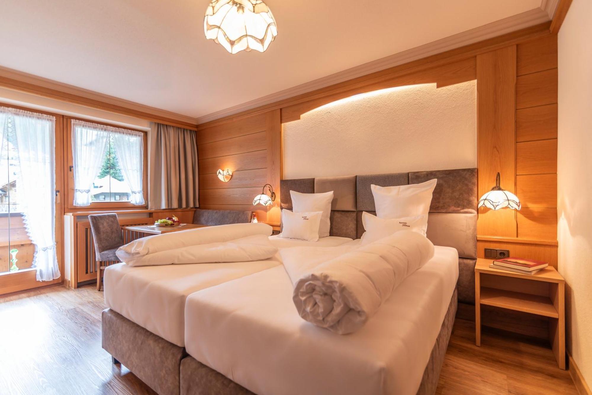 ايشجل Hotel Garni Apart Tina المظهر الخارجي الصورة